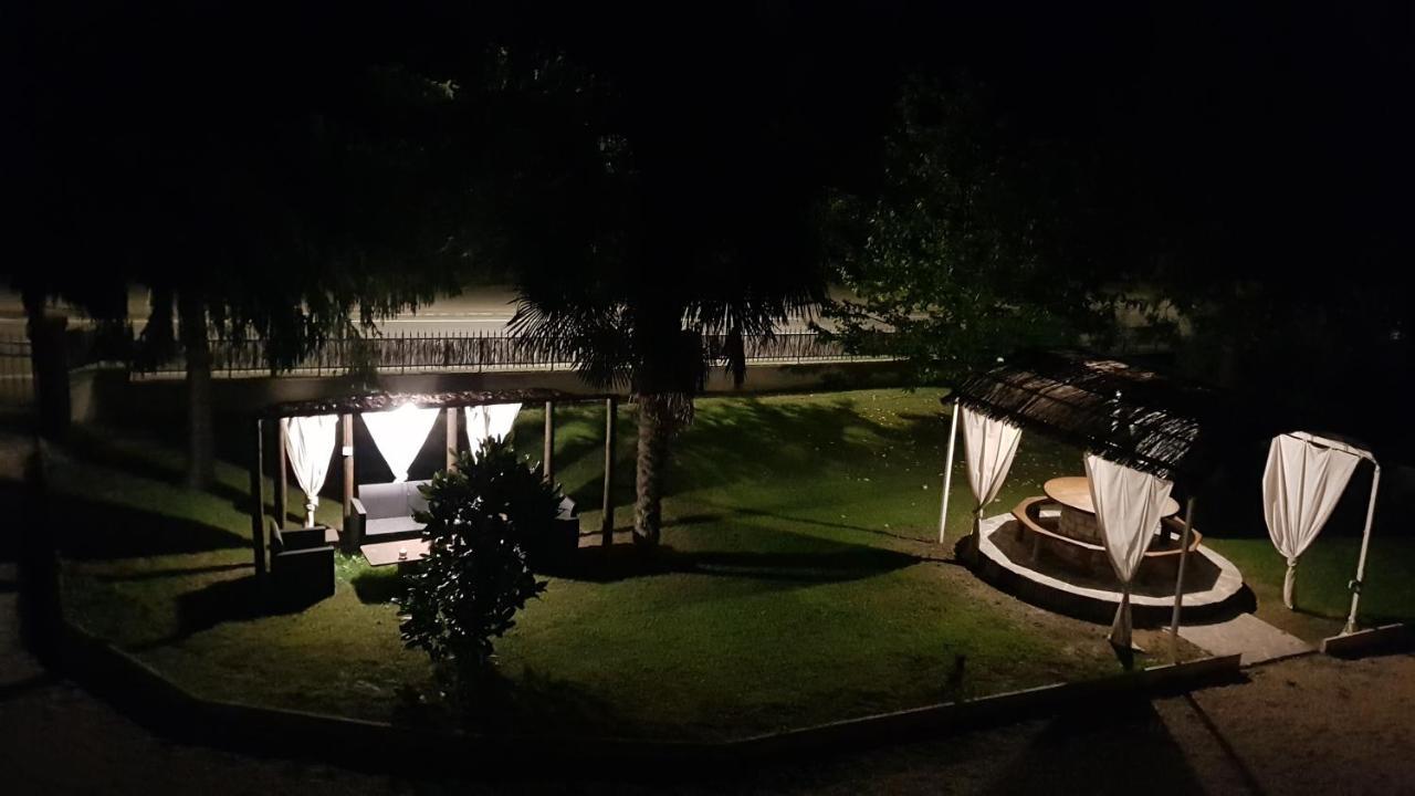 Val D'Orcia Deluxe 2, Raffinata Casa Immersa Nel Verde Con Wifi, Giardino E Parcheggio Монтальчино Экстерьер фото