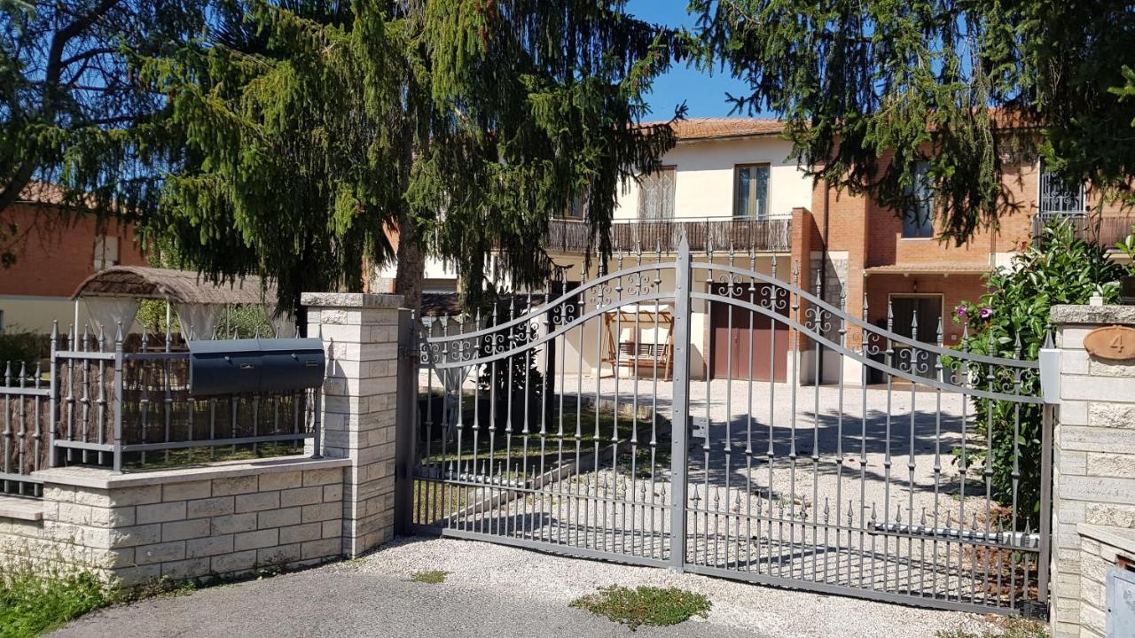 Val D'Orcia Deluxe 2, Raffinata Casa Immersa Nel Verde Con Wifi, Giardino E Parcheggio Монтальчино Экстерьер фото